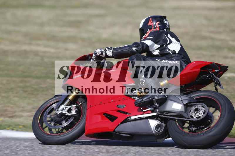 /21 17.06.2026  Ducati Schweiz Track Warmup ADR/Gruppe blau/15